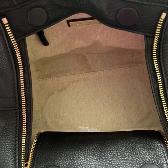 Tory Burch Half-moon Leather Bag with Crossbody Strap - Picture 4 of 8